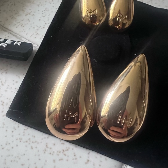 Heaven Mayhem Rain Drop Earrings - Lg & Sm - Gold - Picture 9 of 10